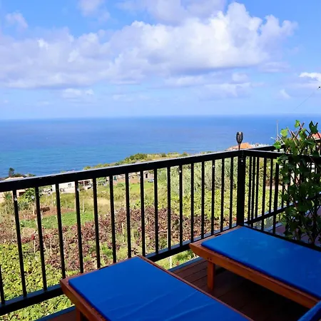 Διαμέρισμα Faria's House 2 *